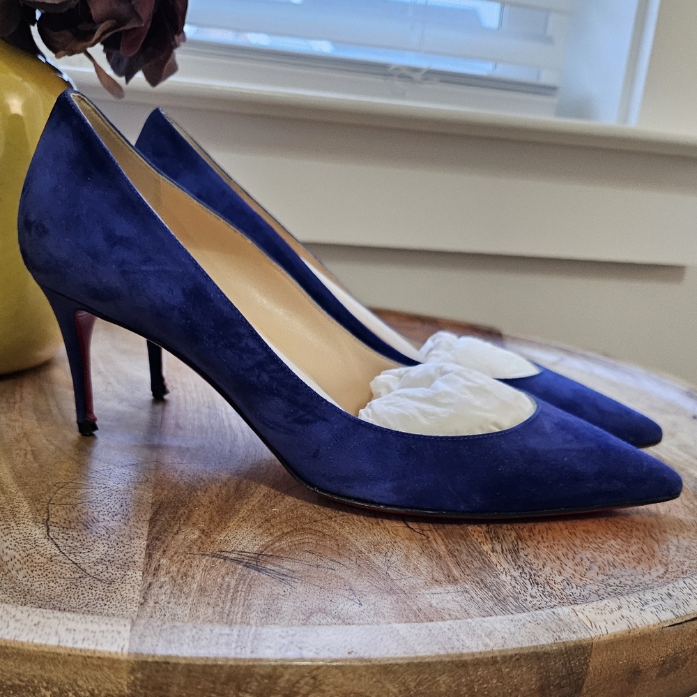 Christian Louboutin Pigalle Follies 70mm Velours Pump Atlantic Blue size 37.5